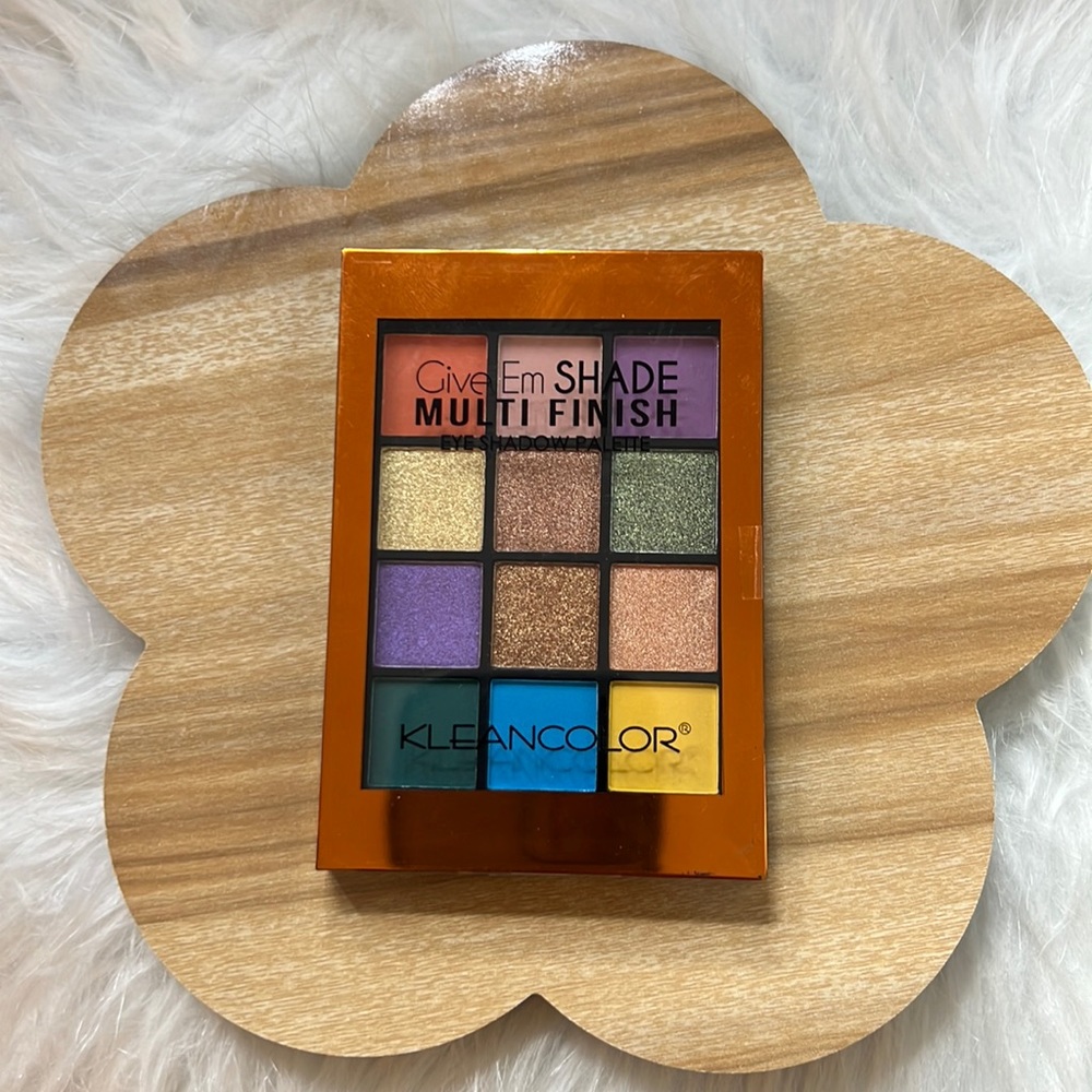 KLEANCOLOR EYESHADOW POP